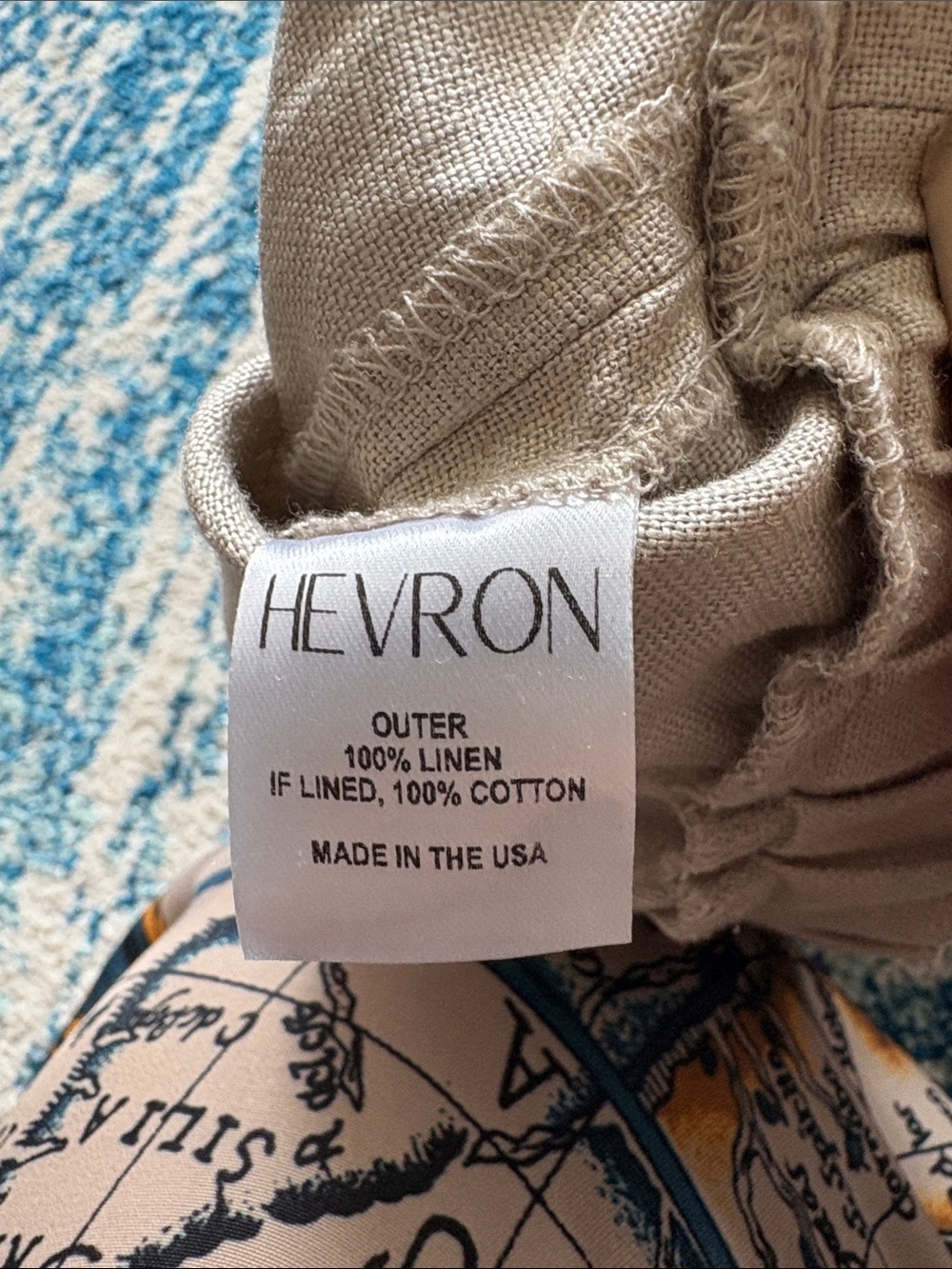 Hevron Short Button-Front Linen Crop Top - Picture 5 of 7